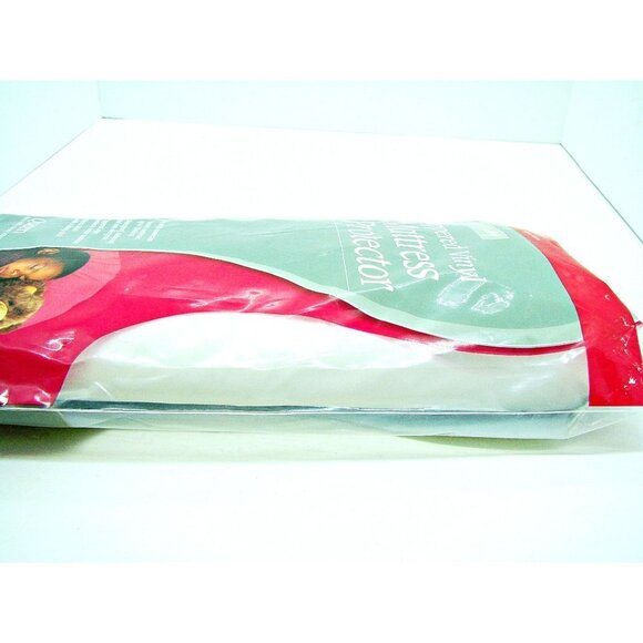 Basic Bedding Zippered Vinyl Mattress Protector - Picture 8 of 8